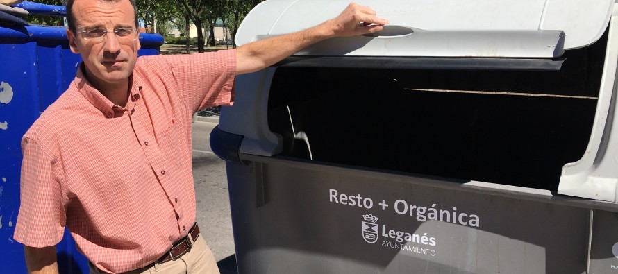 El gobierno municipal PSOE-IUCM se ‘autoinculpa’ de que los contenedores de basura no tengan pedales